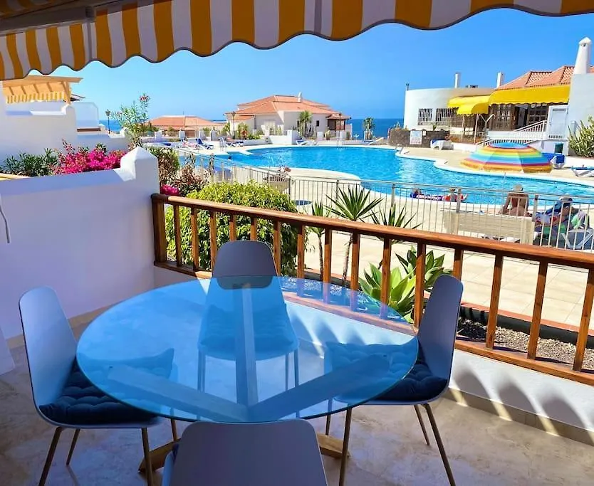 Stylish & Modern 1 Bedroom Suite On Frontline Of Playa Del Duque 阿德耶